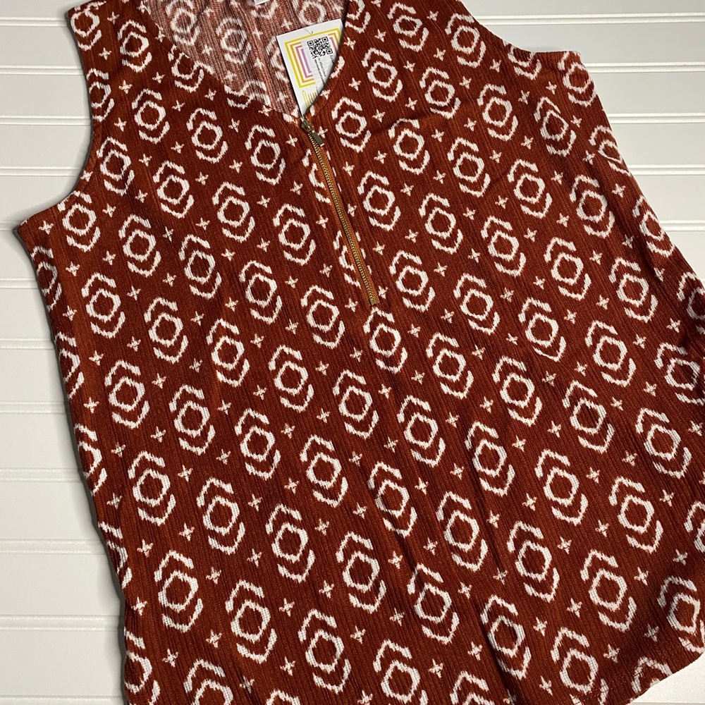 Rachael V-Neck Zipper Sleeveless Shirt NWT - Picture 3 of 10